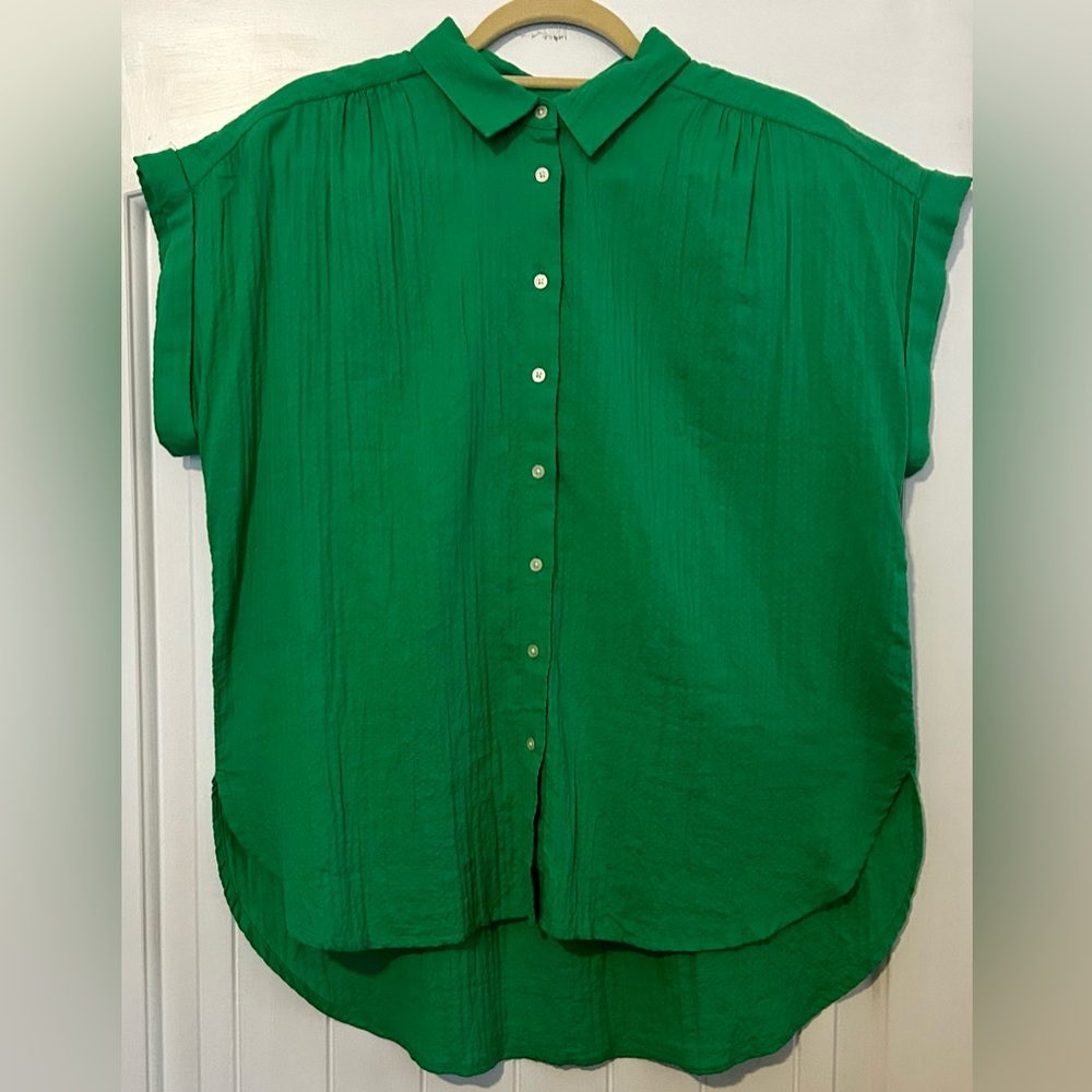 Loft Vibrant Green Button Down Shirt with Cuffed Sleeve Size Large